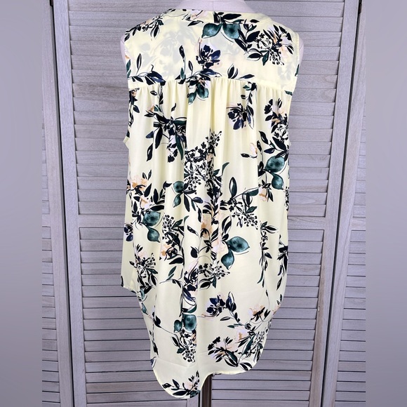 EVRI Floral Print Tank Top V Neck Yellow/Multi-0X - Picture 2 of 2